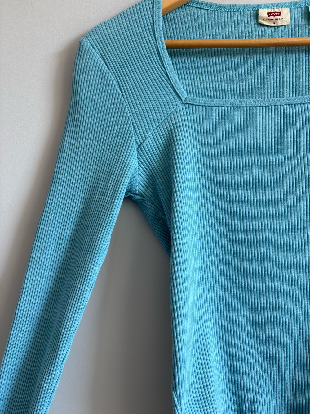 Levi’s Ribbed Long Sleeve Top | Size Small - Picture 4 of 6